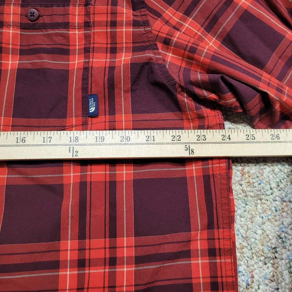 The North Face Shirt Mens XL Red Plaid‎ Button Up Vented Roll Tab Hiking Camping